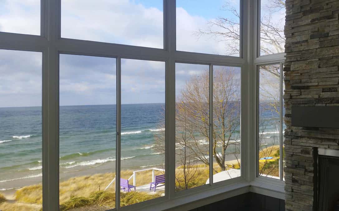 3seasonporch 3 season porch overlooking water